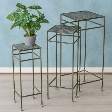 Set 3 masute suport flori din metal, Greta Gri, L30xl30xH75 cm / L25xl25xH66 cm / L20xl20xH55 cm Set 3 masute suport flori din metal, Greta Gri, L30xl30xH75 cm / L25xl25xH66 cm / L20xl20xH55 cm